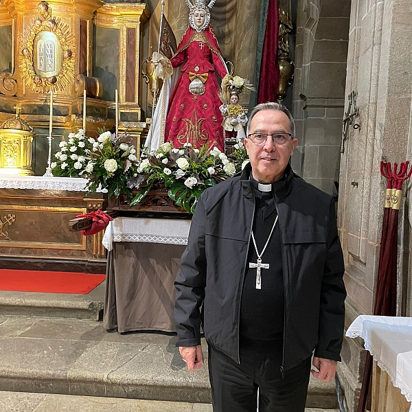 Medio millar de zamoranos en Santiago acompañando a la Virgen de la Concha