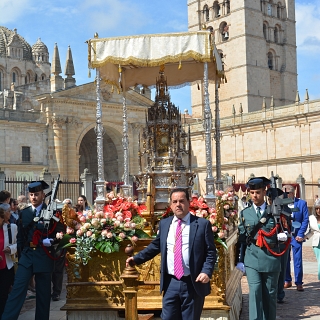 Un Corpus que dejó pequeña la Catedral