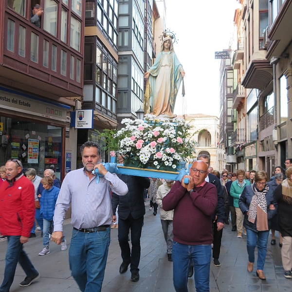 Caminamos con María, Reina de La Paz