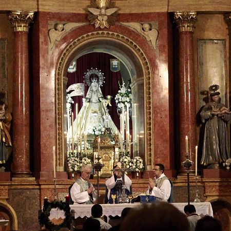 Crónica del XXI aniversario de la coronación canónica de la Virgen de la Concha