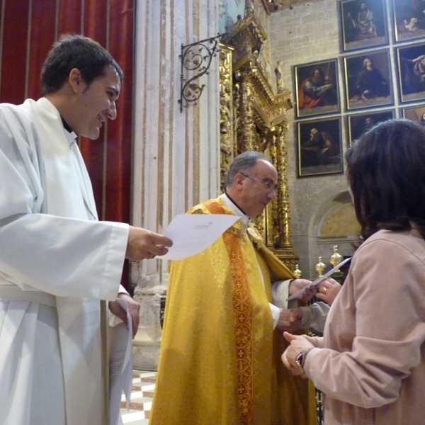 Entrega de la missio y jubileo de catequistas y profesores de Religión