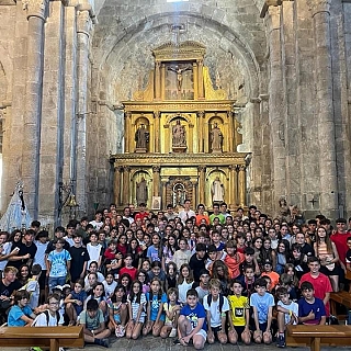 El obispo preside la eucaristía del Campamento AZEMUR