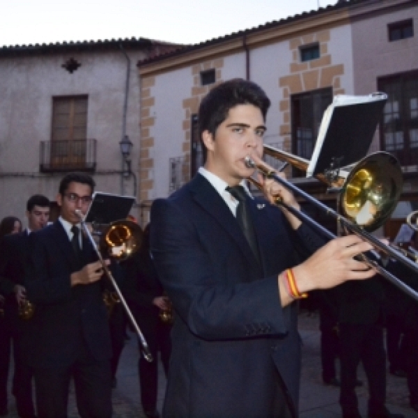 Procesión de Nuestra Madre coronada