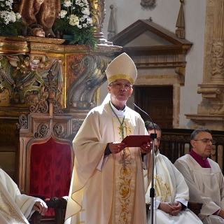 La iglesia de San Andrés reúne al presbiterio zamorano en torno a la Misa Crismal