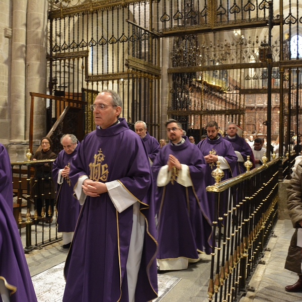 Zamora vive un día histórico con la ordenación de su primer diácono permanente