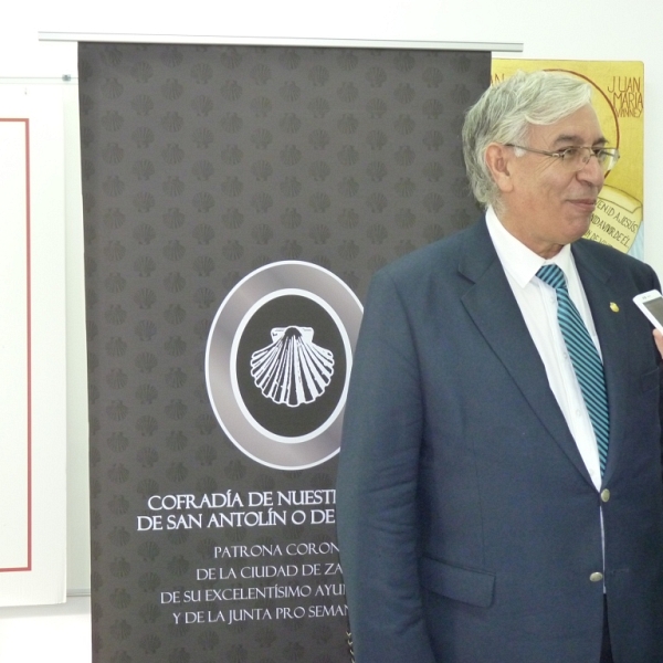 Presentación de los actos con motivo del XXV aniversario de la coronación de la Virgen de la Concha