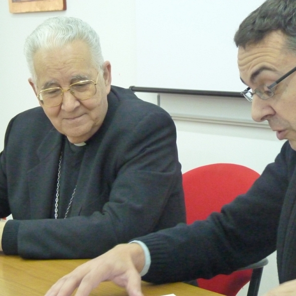 Charla de D. Julián López: “La liturgia como fuente de vida espiritual en la vida de los sacerdotes”