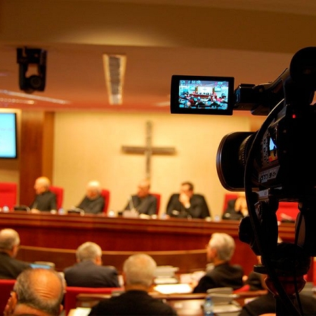 Mons.Valera participa en la Asamblea Plenaria en la que se renovarán los cargos