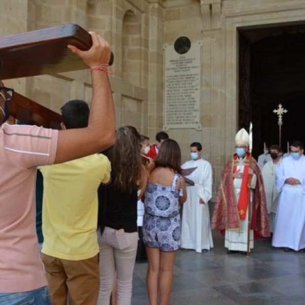 La Cruz de los jóvenes y el icono de María, en Zamora