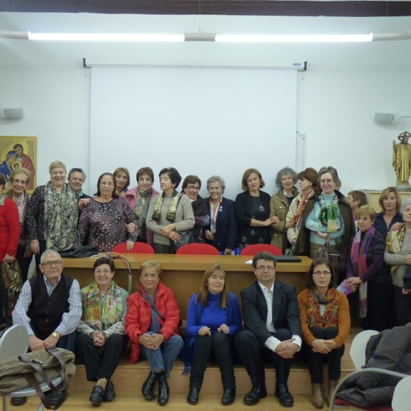 Charla de la presidenta de Manos Unidas