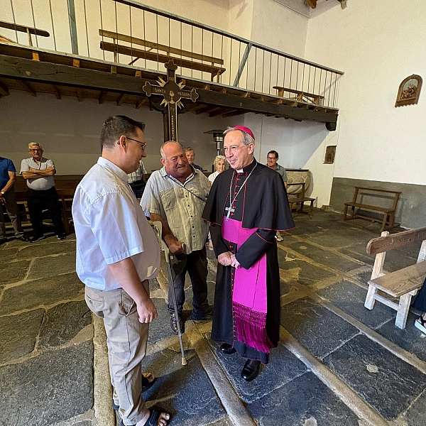 Fernando Valera culmina en Alba cinco días de visita pastoral, escucha y esperanza