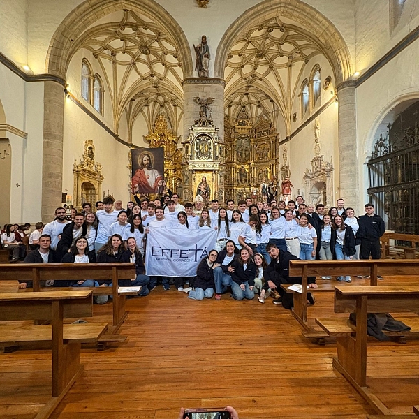 El obispo, Fernando Valera, invita a los jóvenes de Effetá a abrirse al amor de Dios