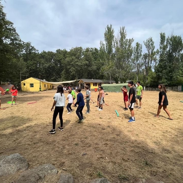 El obispo preside la eucaristía del Campamento AZEMUR