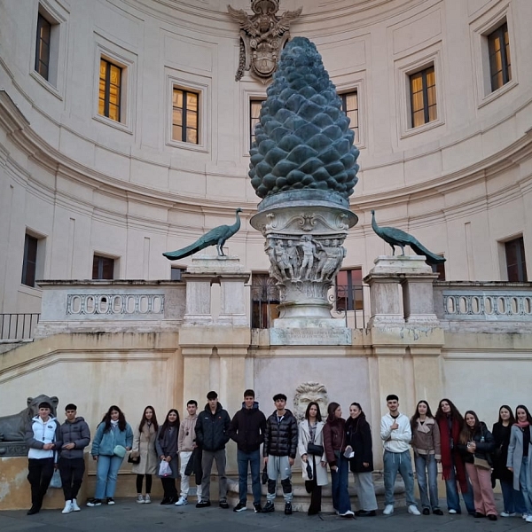 Cerca de cien alumnos de Religión de Zamora participan en un viaje formativo a Roma