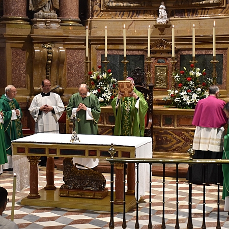 La Catedral de Zamora retoma el culto tras la celebración de EsperanZa