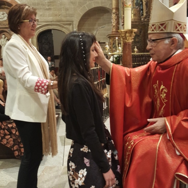 Vigilia de Pentecostés y confirmaciones de adultos