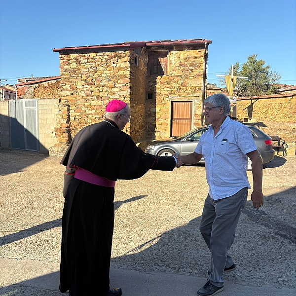 Fernando Valera culmina en Alba cinco días de visita pastoral, escucha y esperanza