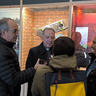 La familia de Ignacio Echeverría acude al Laboratorio EsperanZa en Zamora