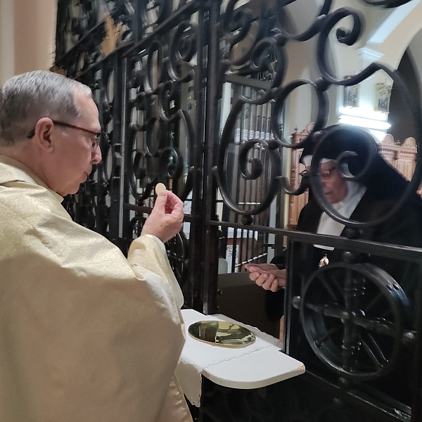 Eucaristía de despedida de las hermanas clarisas del Convento de Santa Marina