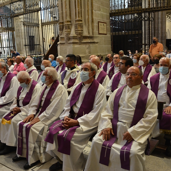 Eucaristía por el eterno descanso de los fallecidos por los incendios en Zamora