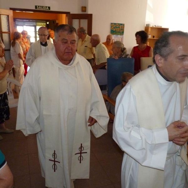 Unción de enfermos en la Residencia de Villarrín