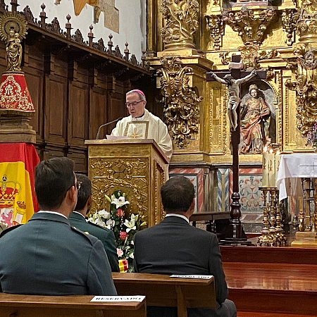 El obispo preside la eucaristía de la fiesta de la Guardia Civil en Zamora