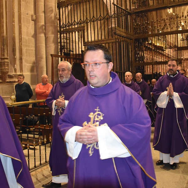 Zamora se despide de Uriarte con la celebración de la misa en la catedral