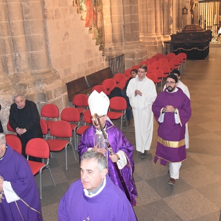 Zamora se despide de Uriarte con la celebración de la misa en la catedral