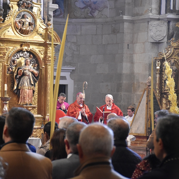El obispo, Fernando Valera llama a Zamora a entrar en la Semana Santa con esperanza y caridad