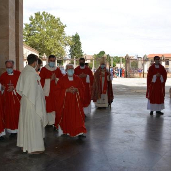 La Cruz de los jóvenes y el icono de María, en Zamora