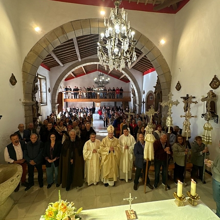Fernando Valera llama a renovar la fe en el cierre de su visita pastoral a Aliste-Alba