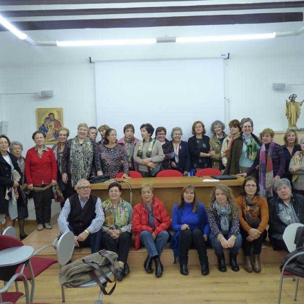 Charla de la presidenta de Manos Unidas