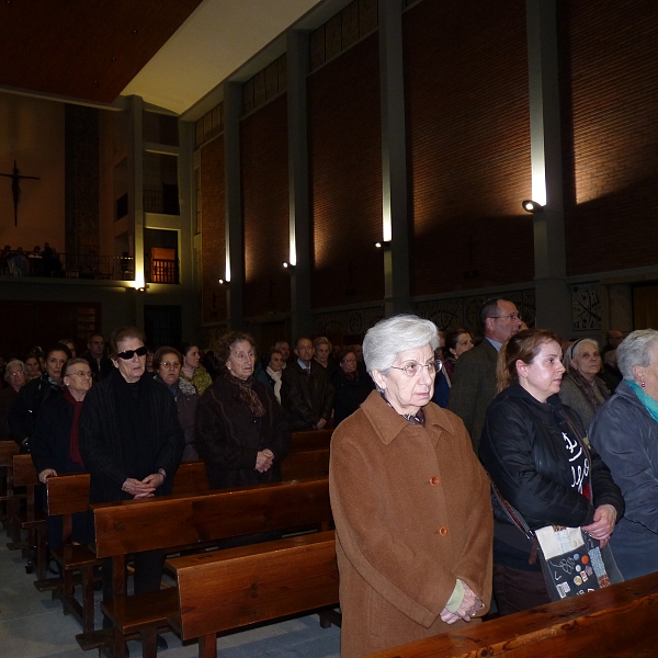 Imposición de la ceniza en Cristo Rey