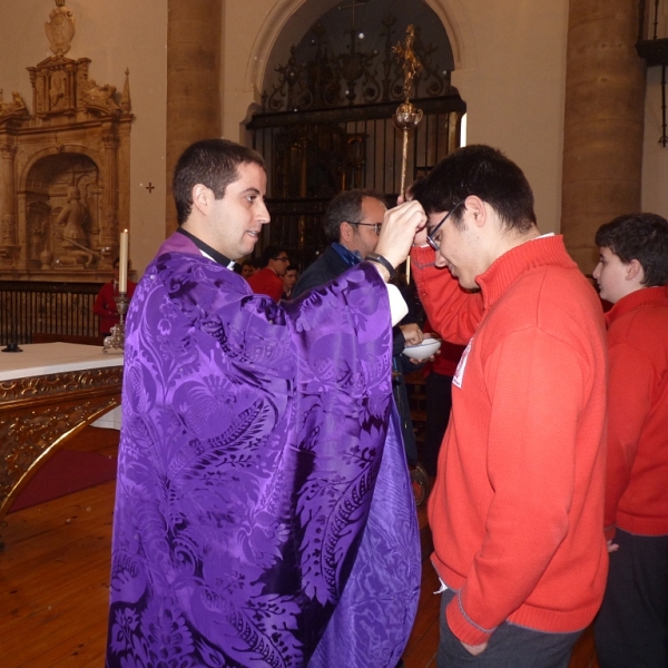 Alumnos del Seminario y Siervas de San José