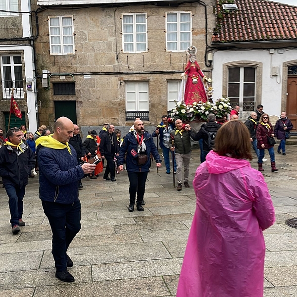 Medio millar de zamoranos en Santiago acompañando a la Virgen de la Concha