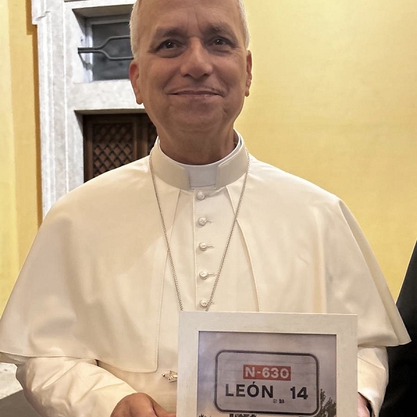 Audiencia general y besamanos con el Santo Padre