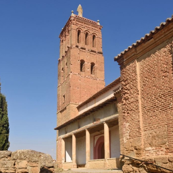 Objeto de la declaración: Torre de la Iglesia de Santo Tomás