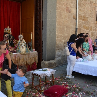 Un Corpus que dejó pequeña la Catedral