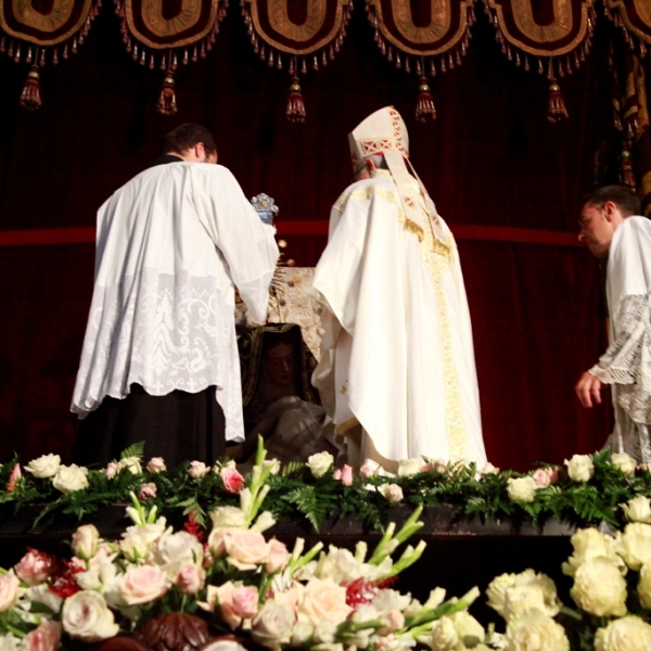 Coronación canónica de Nuestra Madre