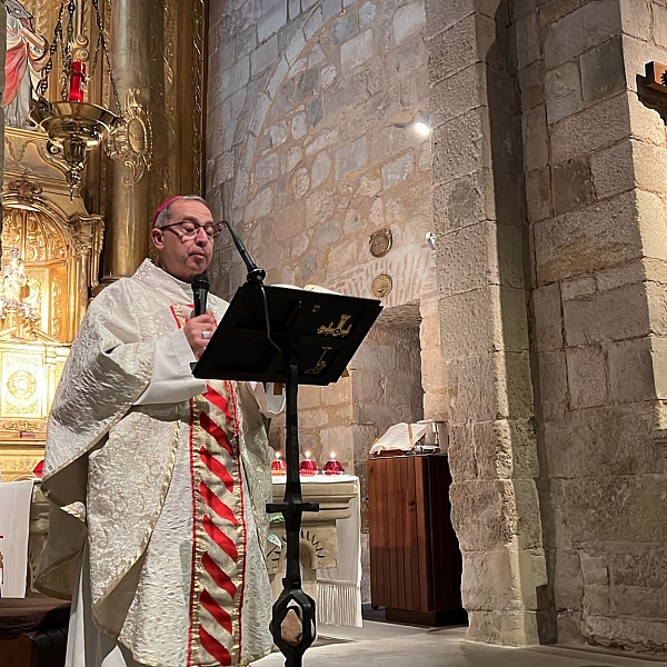 Profesores de religión de diferentes generaciones celebran un día de formación y convivencia