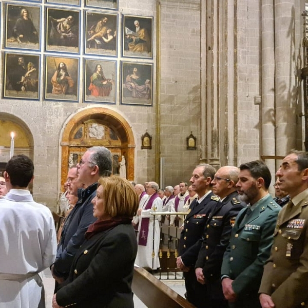 Misa en honor a Benedicto XVI