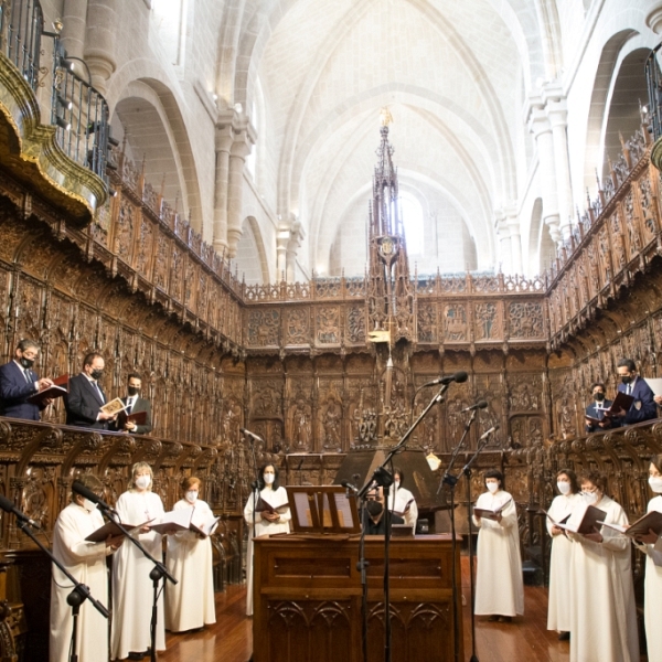 Ordenación y toma de posesión de don Fernando