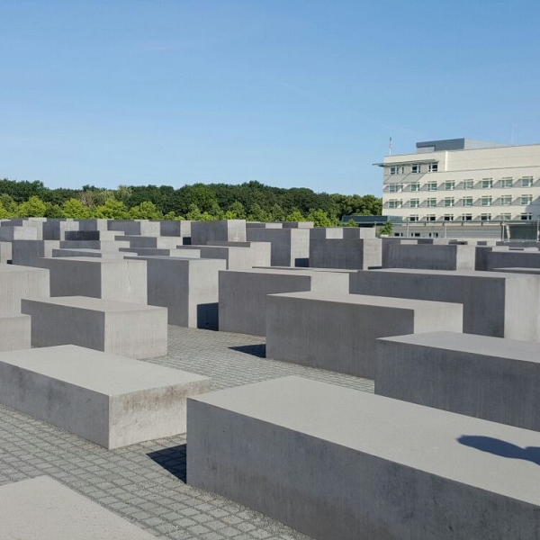 Monumento a las víctimas del Holocausto