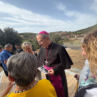 Fernando Valera culmina en Alba cinco días de visita pastoral, escucha y esperanza