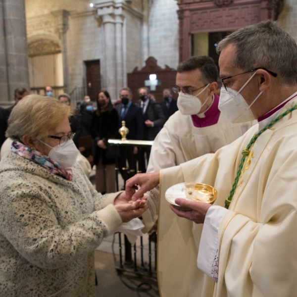 Ordenación y toma de posesión de don Fernando