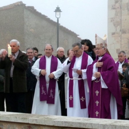 Misa de acción de gracias por los nuevos beatos de Pajares