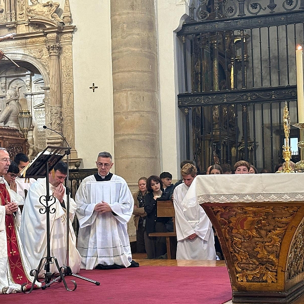 Zamora abre un nuevo faro de oración en la Capilla de Adoración Perpetua