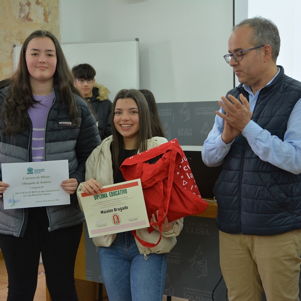 Entrega de premios de la delegación diocesana de enseñanza.