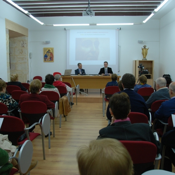 Conferencia de José Antonio Benito