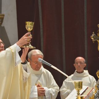 Un Corpus que dejó pequeña la Catedral